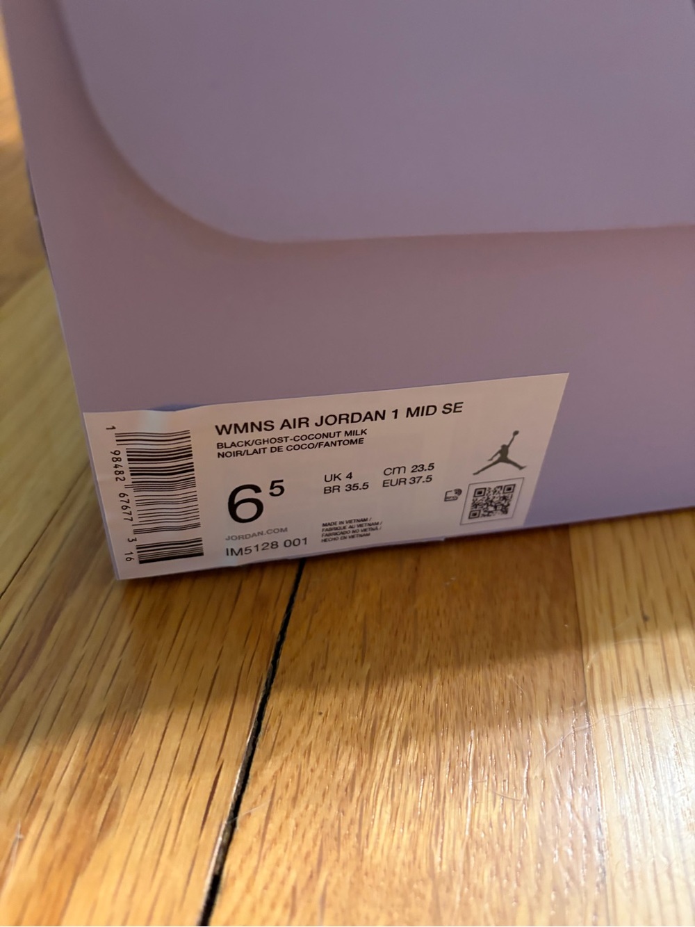 Women’s Air Jordan 1 Mid SE Size 6.5 - Picture 6 of 7